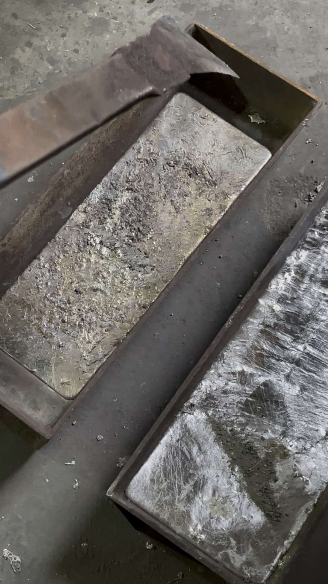 錫錠、鍍金針、金鹽等貴金屬資源的回收利用與環保價值